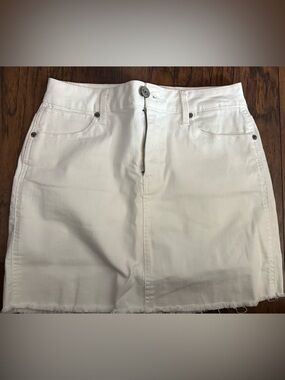Mudd White Denim Skirt Size 5 Stretch Mini Skirt Casual Summer